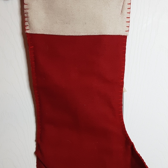 NWT Novelty 48" Christmas Tree Skirt & (2) Matching Stockings - red w/snowman - Picture 4 of 9